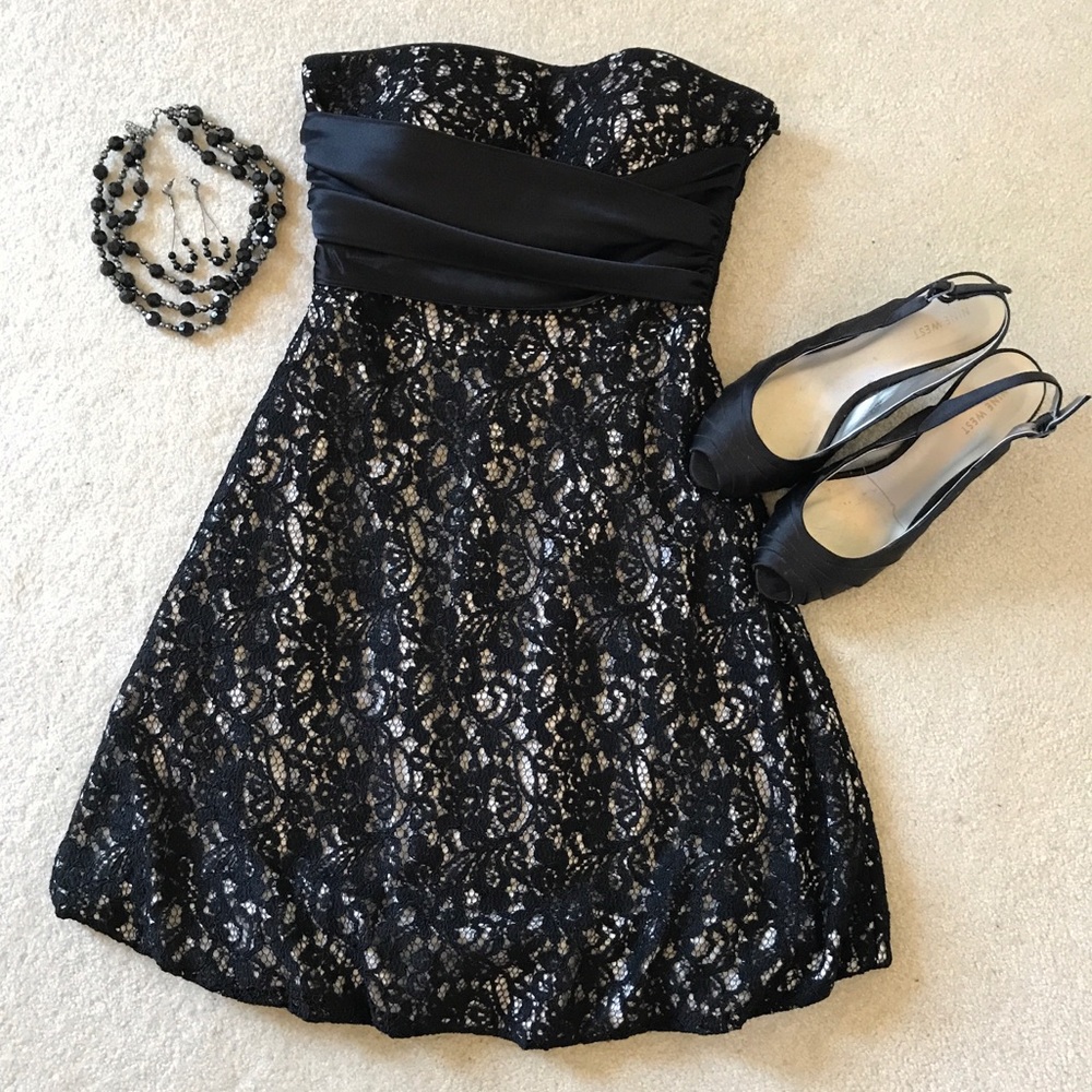 White House Black Market lace cocktail dress